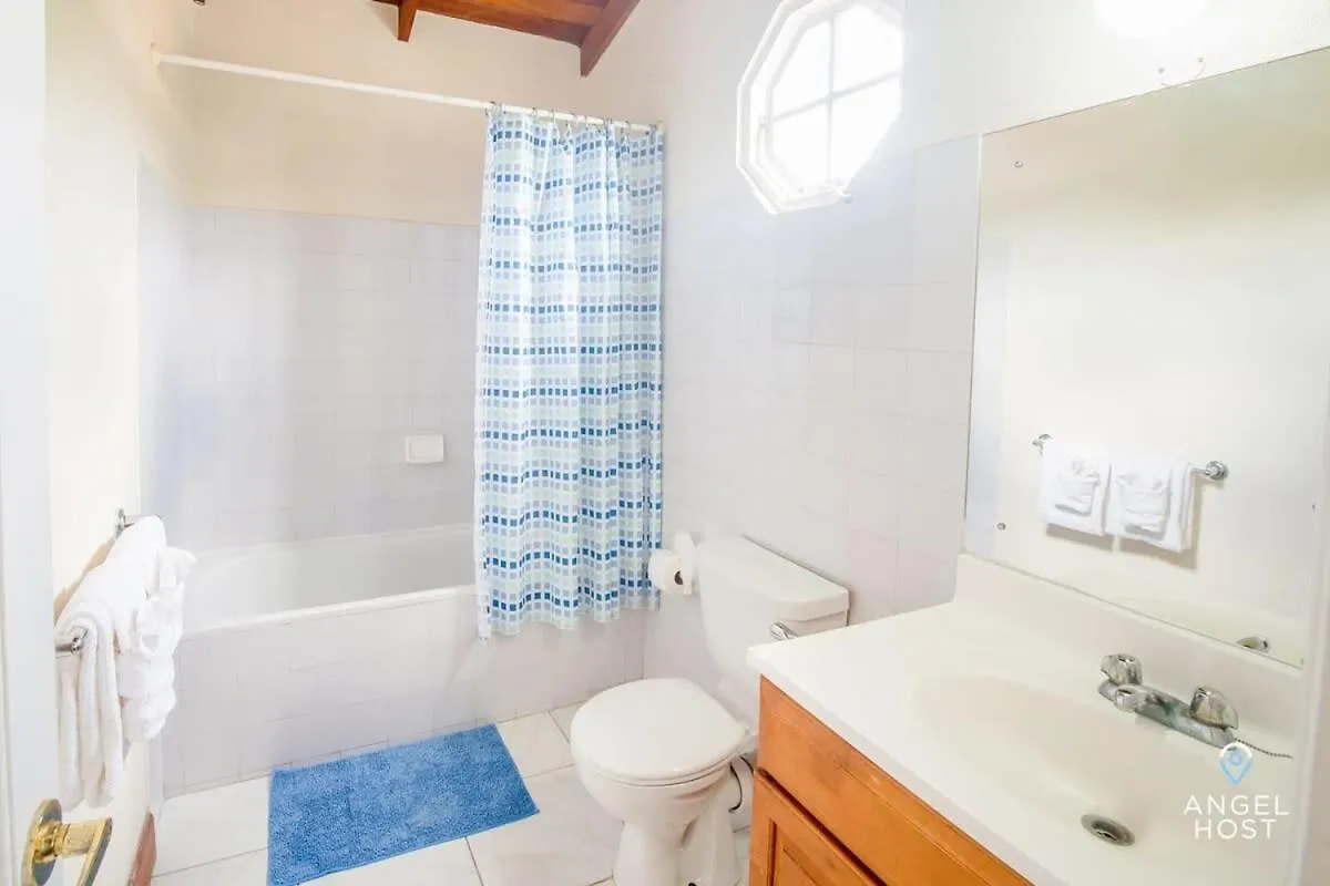 펜션 2-Story Townhome With Private Pool, Ideal For Group! 크리스트 처치