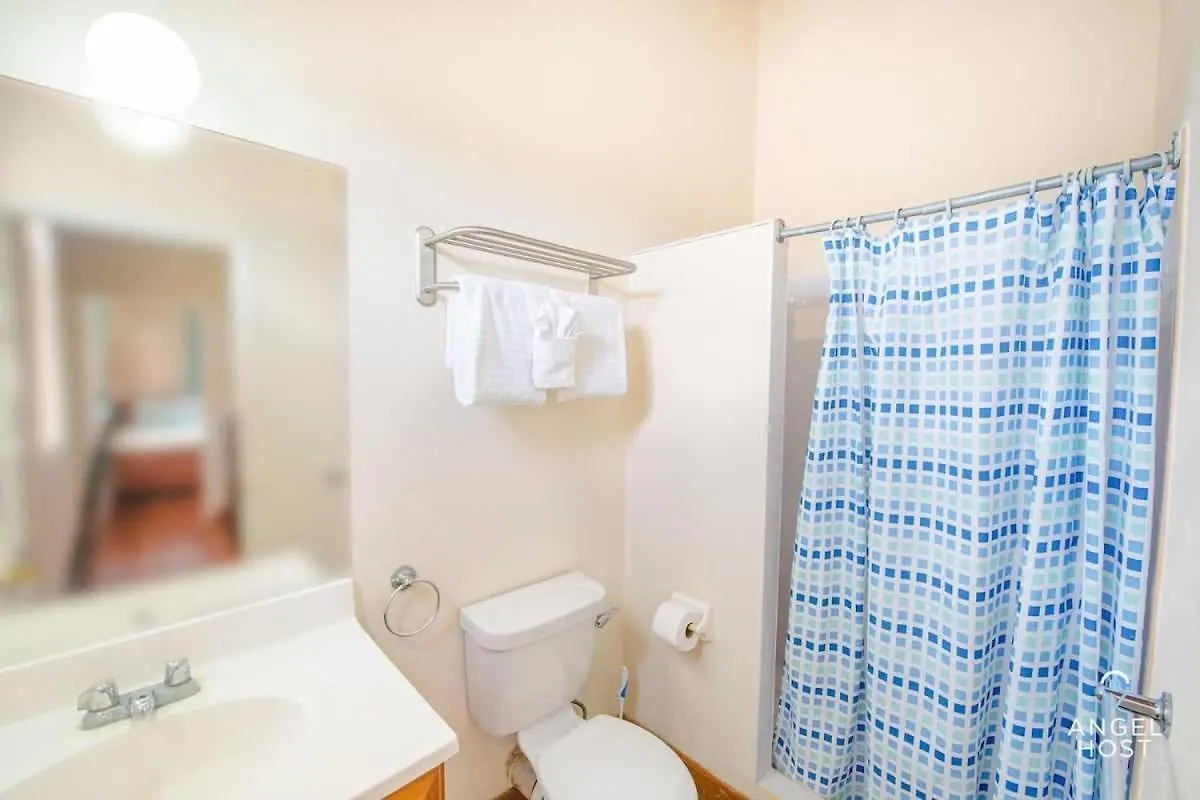 2-Story Townhome With Private Pool, Ideal For Group! 크리스트 처치 바베이도스