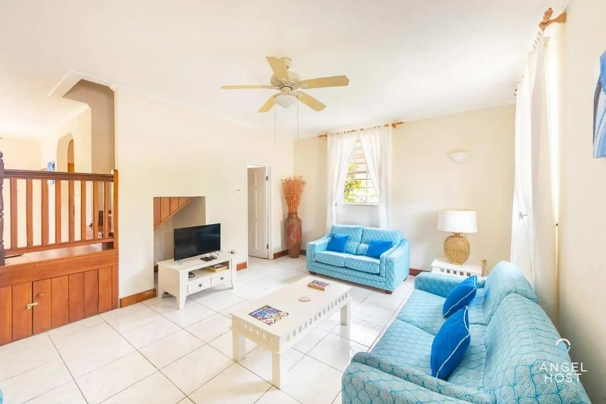 2-Story Townhome With Private Pool, Ideal For Group! Christ Church